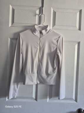 (S)Women’s White Zip-Front Jacket - Classic Lightweight Layer